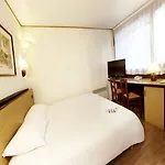 Campanile Vion فندق Sablé-sur-Sarthe