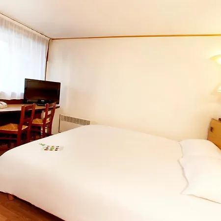 Campanile Sablé-sur-sarthe Vion 3*