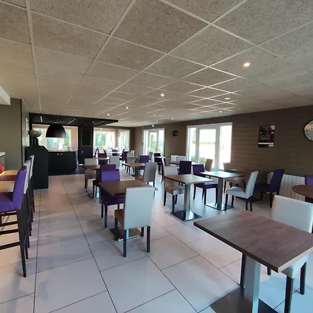 Campanile Sablé-sur-sarthe Vion 3*