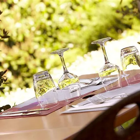 Ξενοδοχείο Campanile Vion 3*