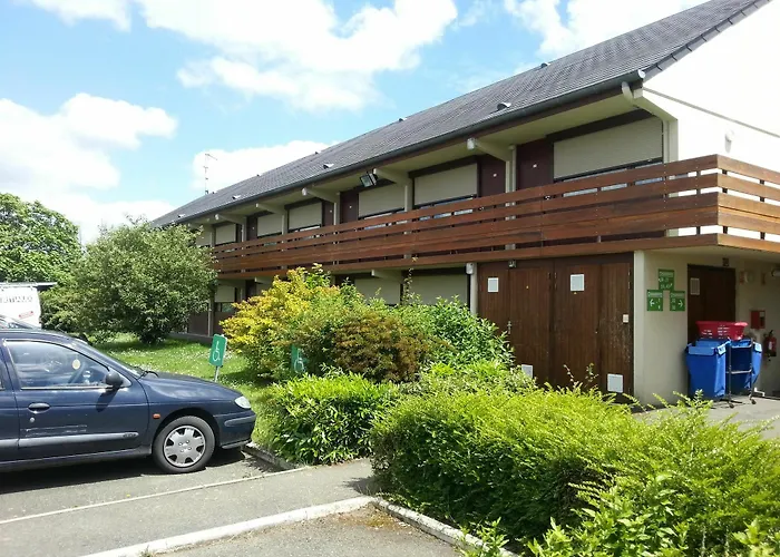 Hotel Campanile Vion 3*